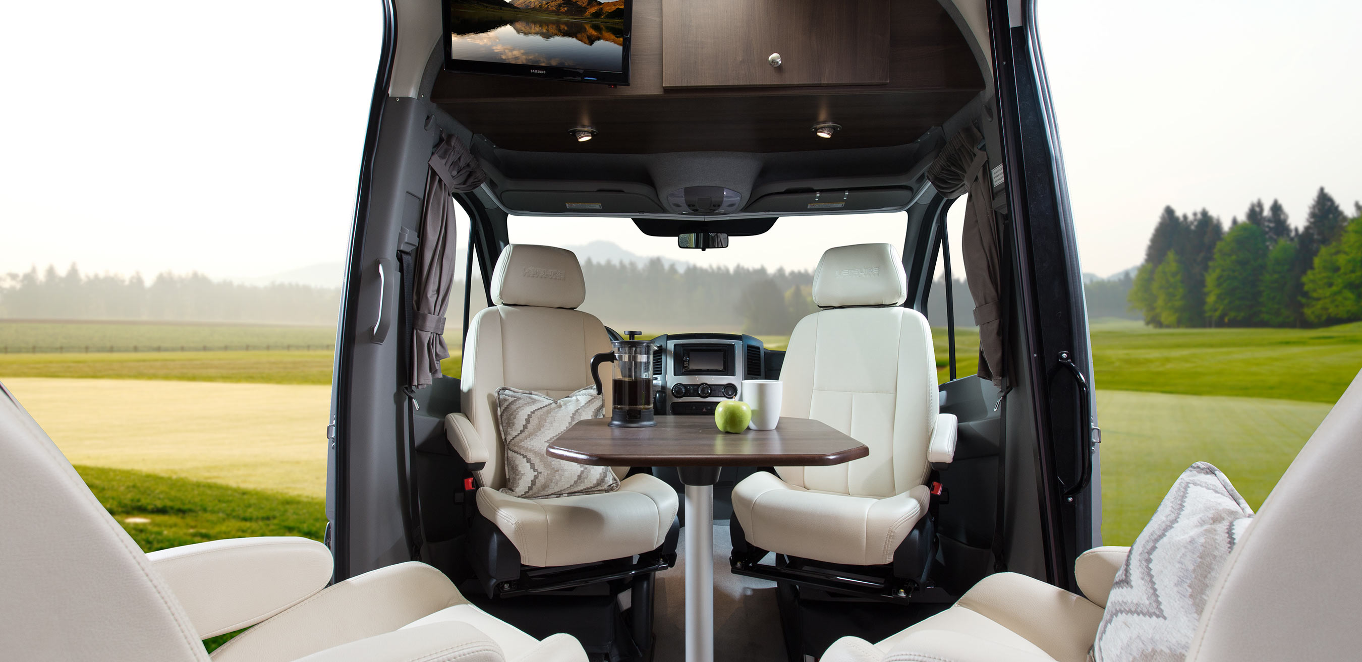 2015 Free Spirit TE Shown in Espresso Brown Cabinetry with Optional Glamour Package.